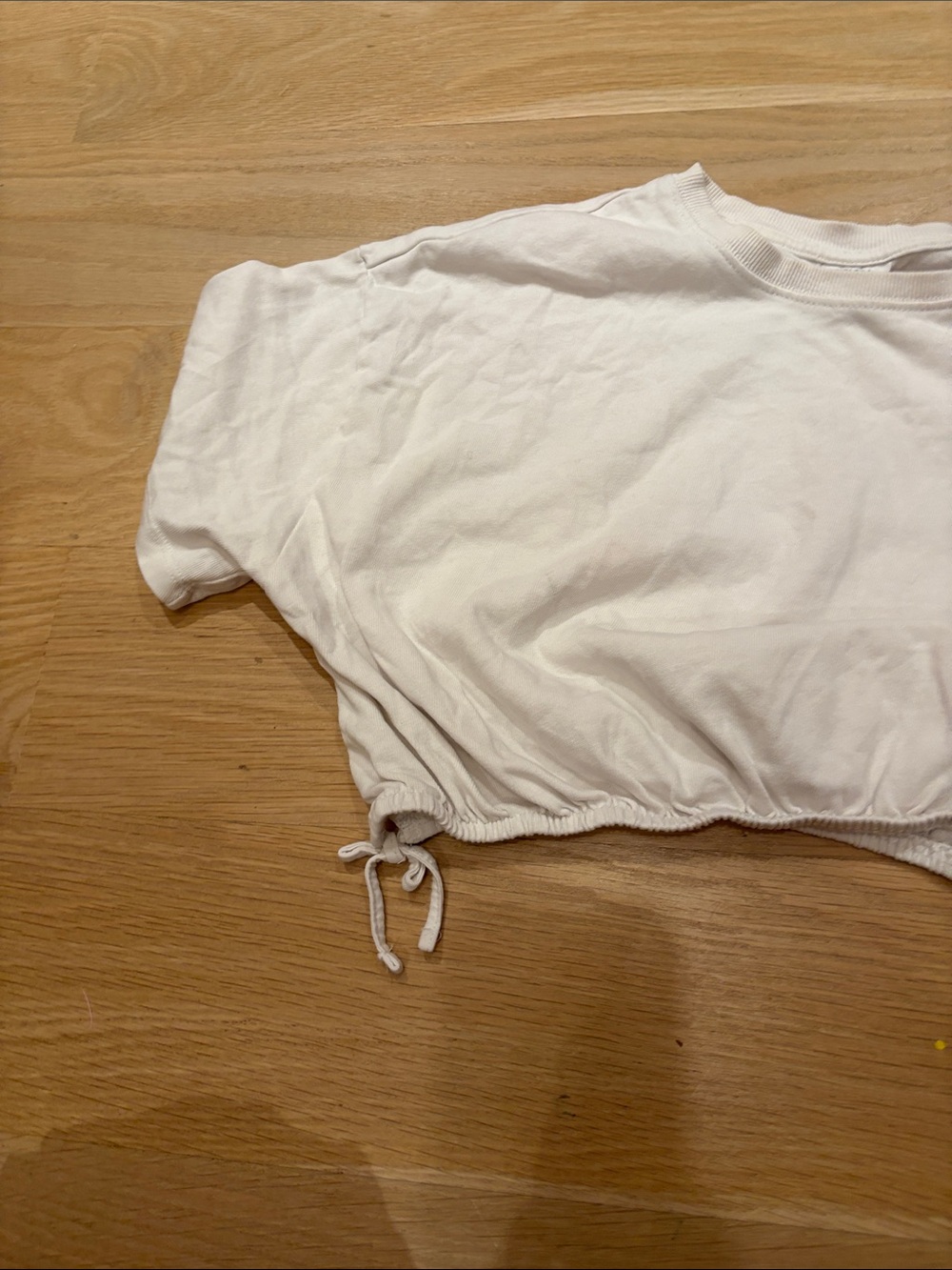Zara Cropped Drawstring Tee - Kids - Picture 7 of 7